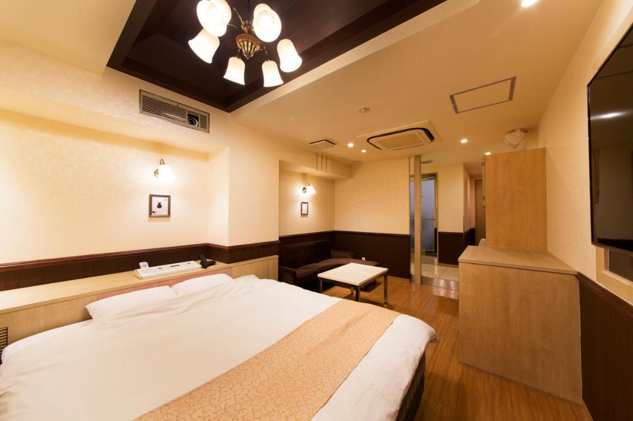 Hotel Luna Sakuranomiya (Adults Only) Oszaka Kültér fotó